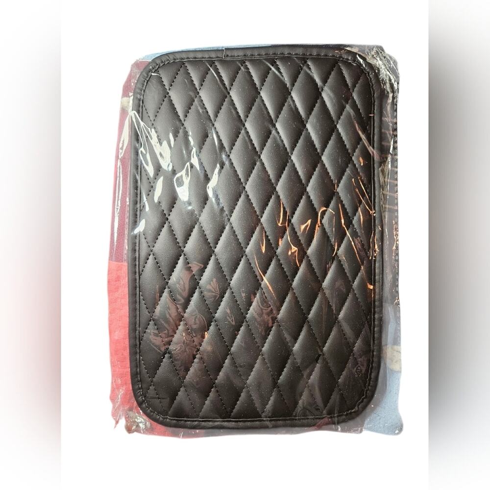 NWOT Black Knee Pad. OS. Never Opened